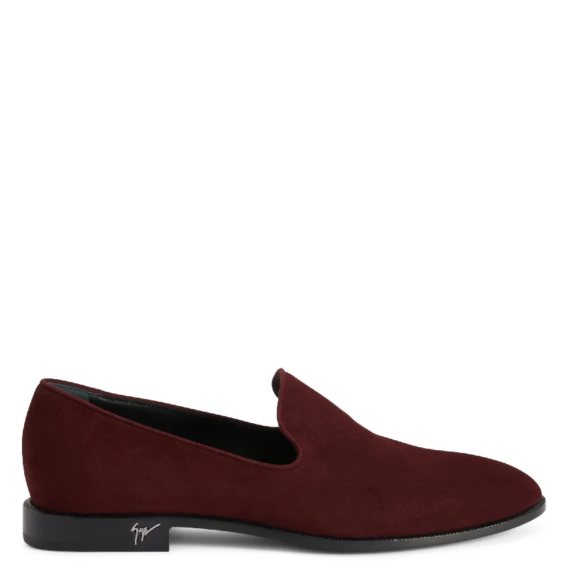 Men's loafers with a low - heeled design Men's loafers with a low - heeled design Giuseppe Zanotti Gatien Men's loafers with a low - heeled design Men's loafers with a low - heeled design Giuseppe Zanotti Gatien