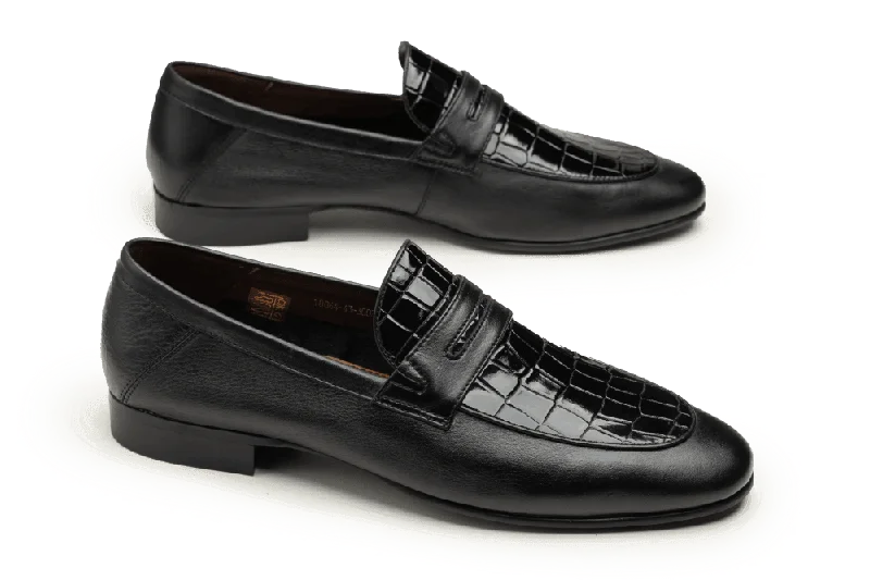 Men's loafers with a cushioned footbed Men's loafers with a cushioned footbed LOGO 10064 BKC Men's loafers with a cushioned footbed Men's loafers with a cushioned footbed LOGO 10064 BKC