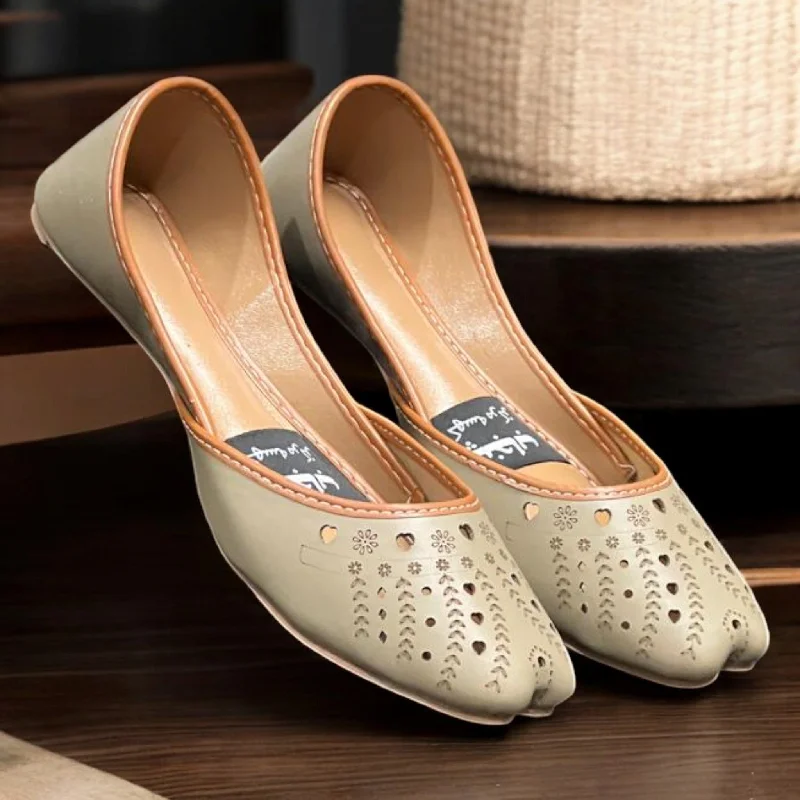 Men's slippers with a rubber sole for outdoor use M0137  khusa