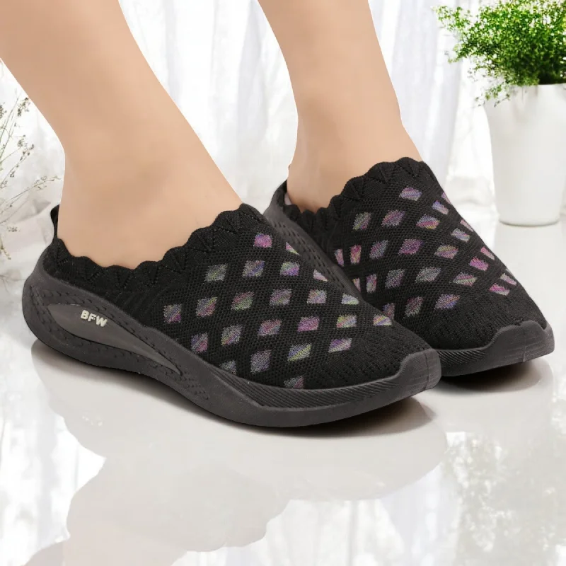 Men's slippers with a Velcro closure for easy on and off Open back 7095