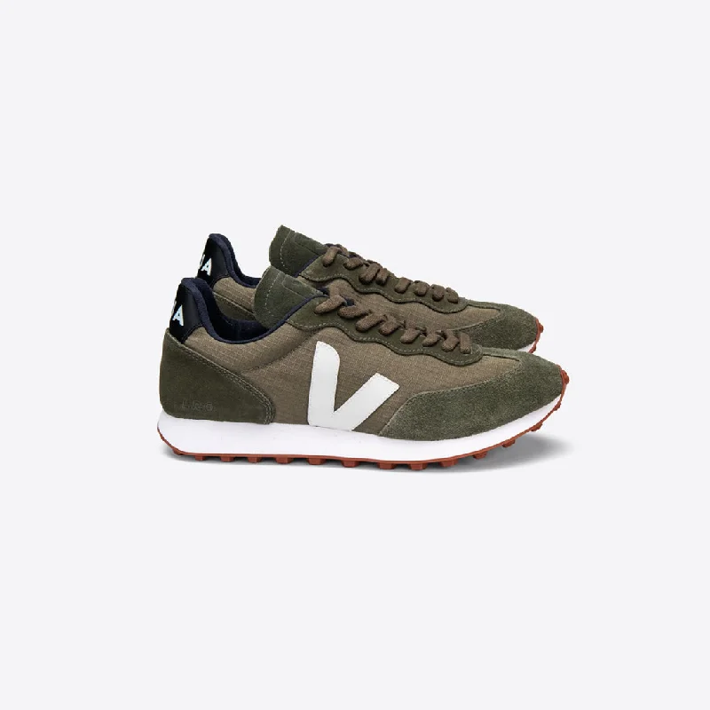 Men's casual shoes with a metallic trim Rio Branco