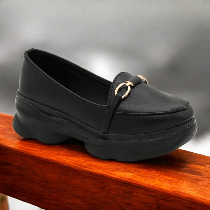 Men's slippers with a leather sole for a classic look M0463 wedge pump
