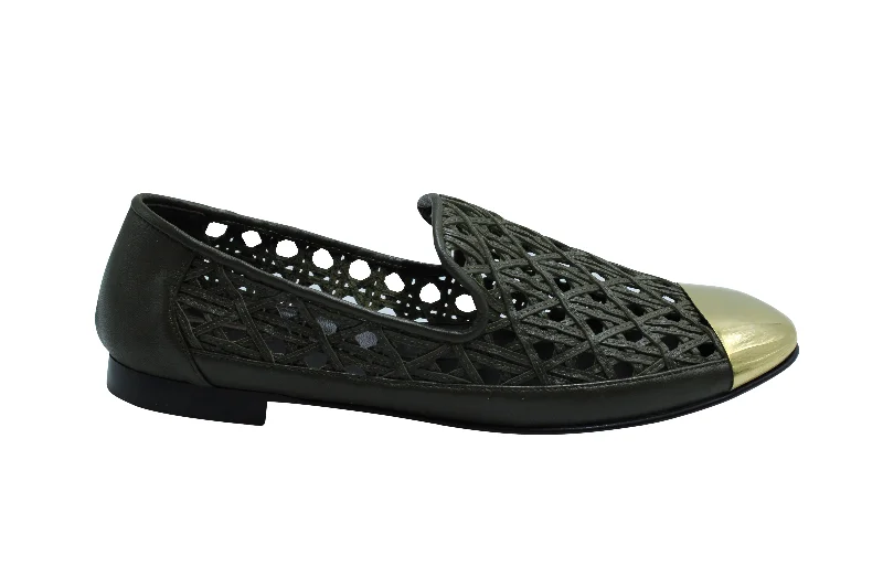 Men's loafers with a pointed toe for a stylish appearance Men's loafers with a pointed toe for a stylish appearance Giuseppe Zanotti Perforated Flats with Gold Captoe in Green Leather Men's loafers with a pointed toe for a stylish appearance Men's loafers with a pointed toe for a stylish appearance Giuseppe Zanotti Perforated Flats with Gold Captoe in Green Leather