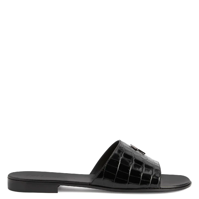 Men's loafers with a cushioned footbed Men's loafers with a cushioned footbed Giuseppe Zanotti Darrin Flash Men's loafers with a cushioned footbed Men's loafers with a cushioned footbed Giuseppe Zanotti Darrin Flash