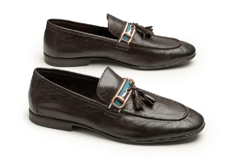 Men's loafers with a perforated leather upper for ventilation Men's loafers with a perforated leather upper for ventilation LOGO 10089 MRA Men's loafers with a perforated leather upper for ventilation Men's loafers with a perforated leather upper for ventilation LOGO 10089 MRA
