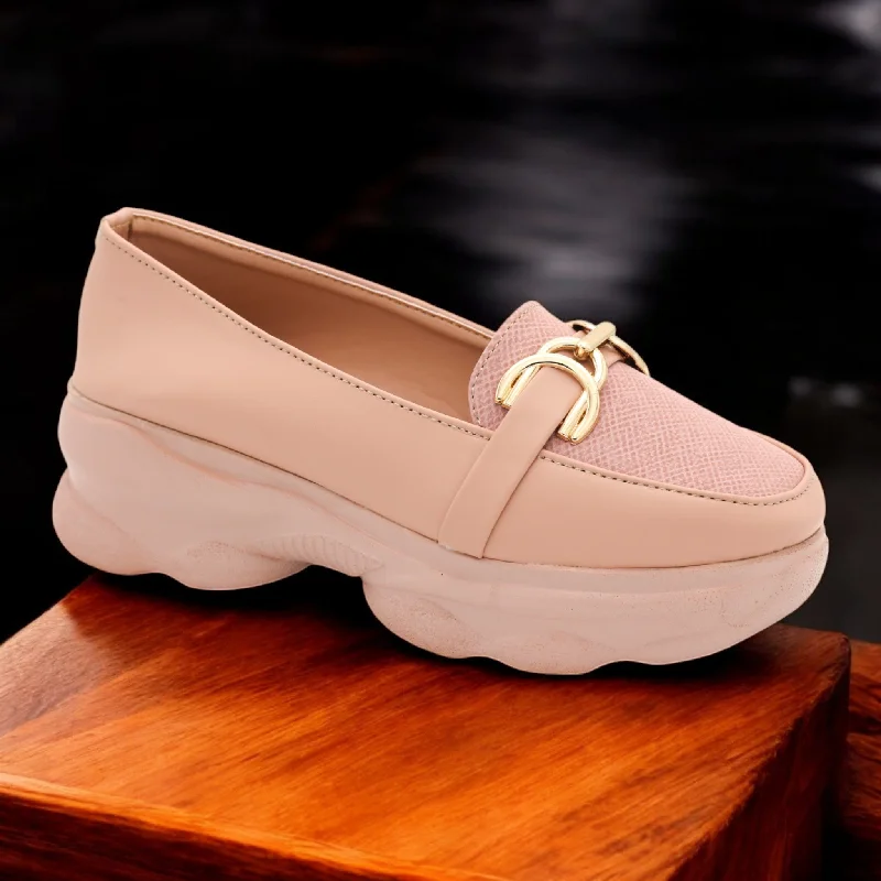 Men's slippers with a leather sole for a classic look M0491 wedge pump
