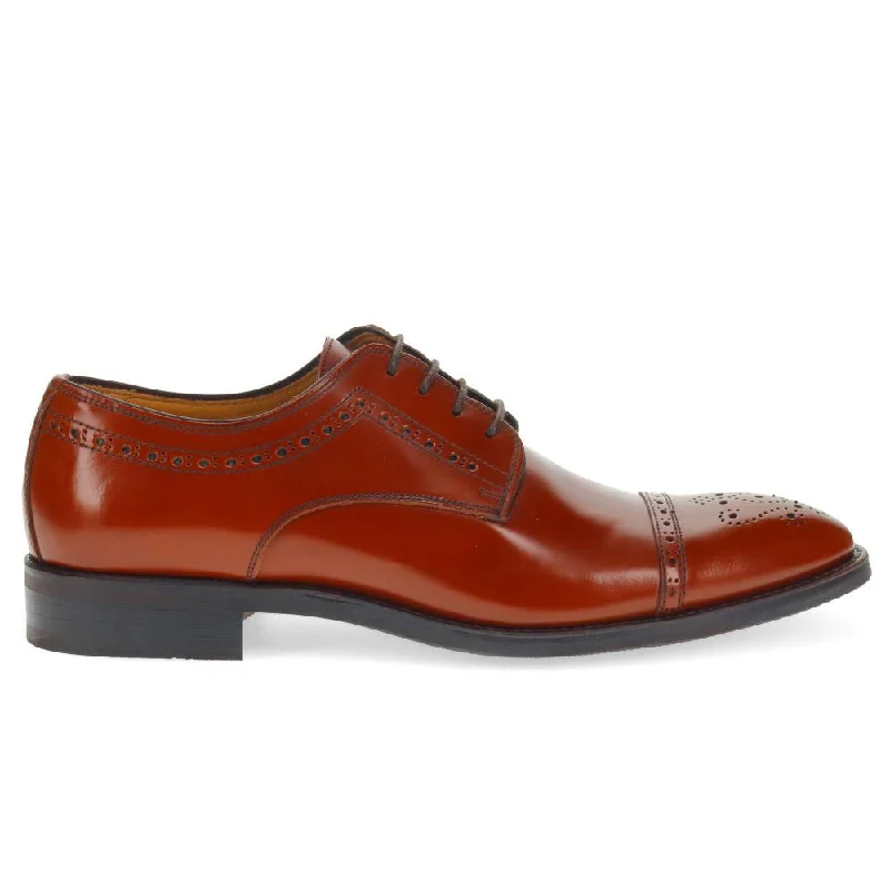 Men's casual shoes with a geometric pattern Chino Leather Derby Brogues - CHINO / 321 992 Men's casual shoes with a geometric pattern Chino Leather Derby Brogues - CHINO / 321 992