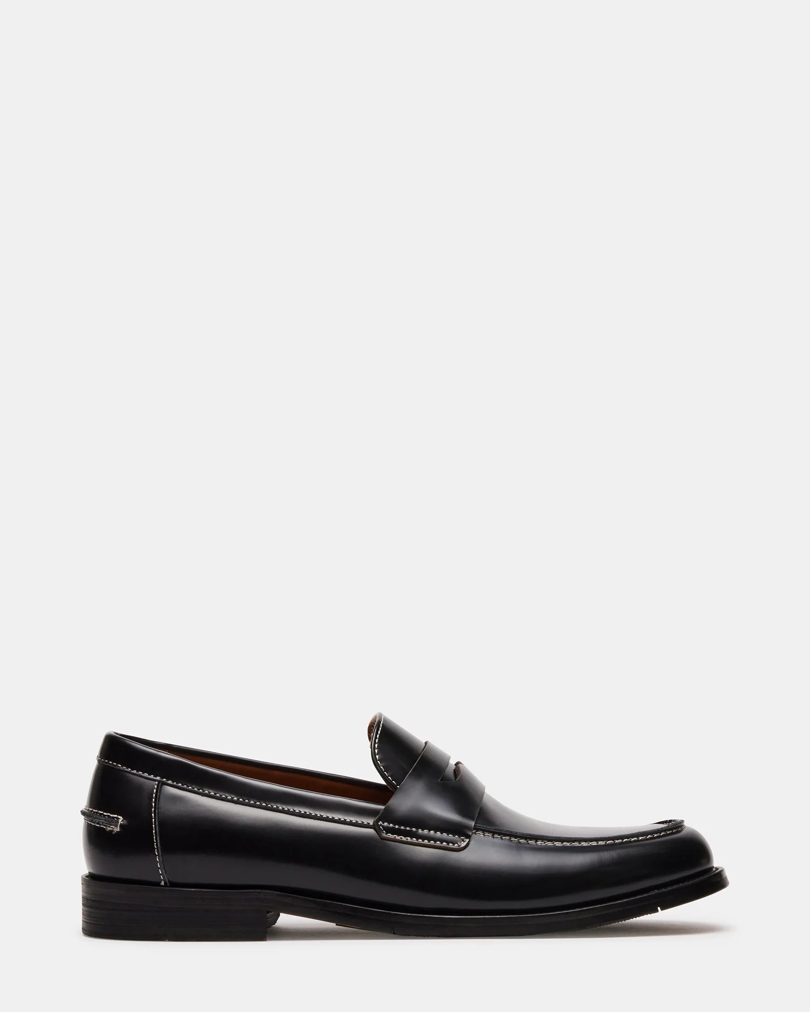Men's loafers with a smooth leather finish Men's loafers with a smooth leather finish NATAN BLACK LEATHER Men's loafers with a smooth leather finish Men's loafers with a smooth leather finish NATAN BLACK LEATHER