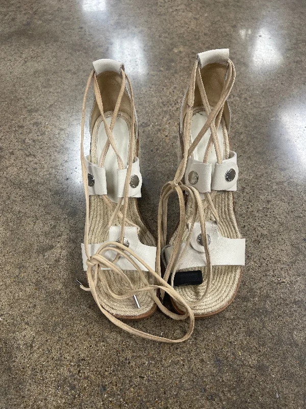 Men's sandals with a flexible sole for easy movement Men's sandals with a flexible sole for easy movement Sandals Heels Block By Rag And Bone In Beige, Size: 8.5 Men's sandals with a flexible sole for easy movement Men's sandals with a flexible sole for easy movement Sandals Heels Block By Rag And Bone In Beige, Size: 8.5