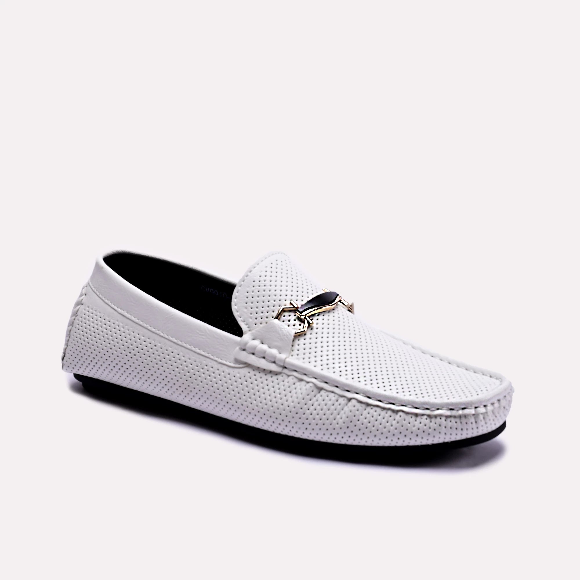 Men's loafers with a pointed toe for a stylish appearance Men's loafers with a pointed toe for a stylish appearance Hilton White Perforated Loafers 0130777 Men's loafers with a pointed toe for a stylish appearance Men's loafers with a pointed toe for a stylish appearance Hilton White Perforated Loafers 0130777
