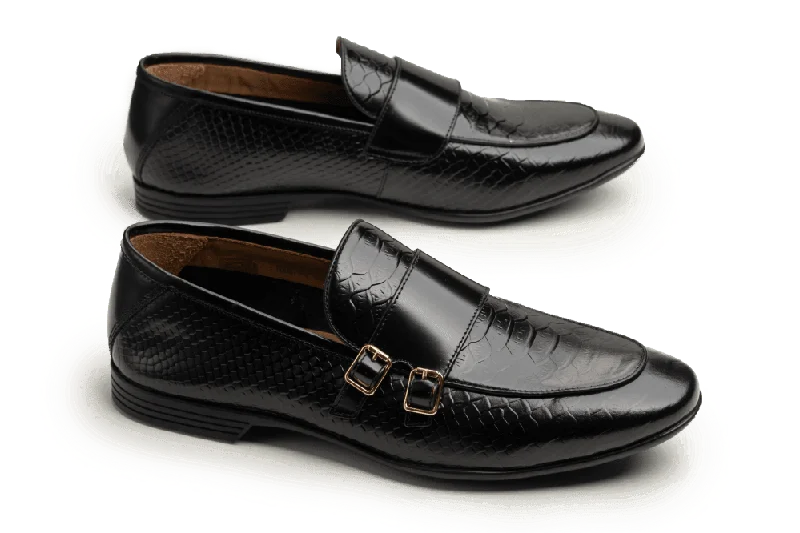 Men's loafers with a low - heeled design Men's loafers with a low - heeled design LOGO 10001 BKA Men's loafers with a low - heeled design Men's loafers with a low - heeled design LOGO 10001 BKA