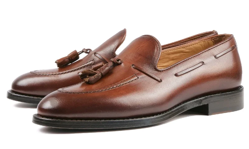 Men's loafers with a tassel front for a classic look Men's loafers with a tassel front for a classic look Henley Tassel Loafer Tan Men's loafers with a tassel front for a classic look Men's loafers with a tassel front for a classic look Henley Tassel Loafer Tan