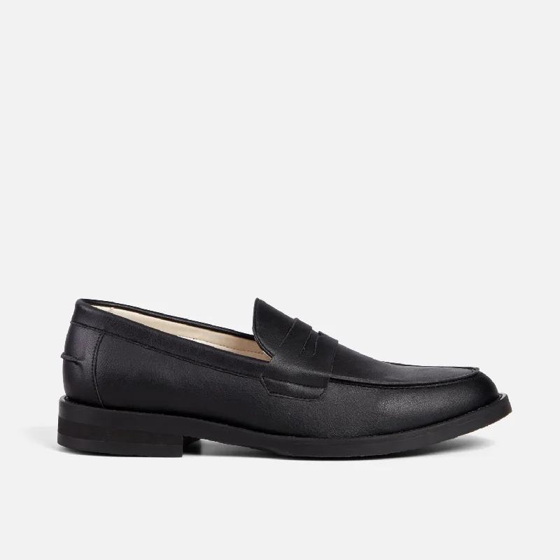 Men's loafers with a leather lining for comfort Men's loafers with a leather lining for comfort Wilde Black Vegan Penny Loafer - Men's Men's loafers with a leather lining for comfort Men's loafers with a leather lining for comfort Wilde Black Vegan Penny Loafer - Men's