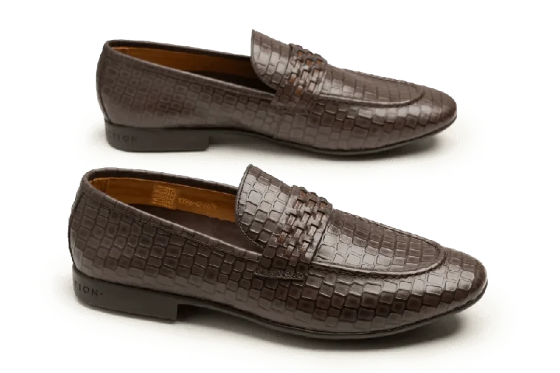 Men's loafers with a smooth leather finish Men's loafers with a smooth leather finish LOGO 10066 BRC Men's loafers with a smooth leather finish Men's loafers with a smooth leather finish LOGO 10066 BRC