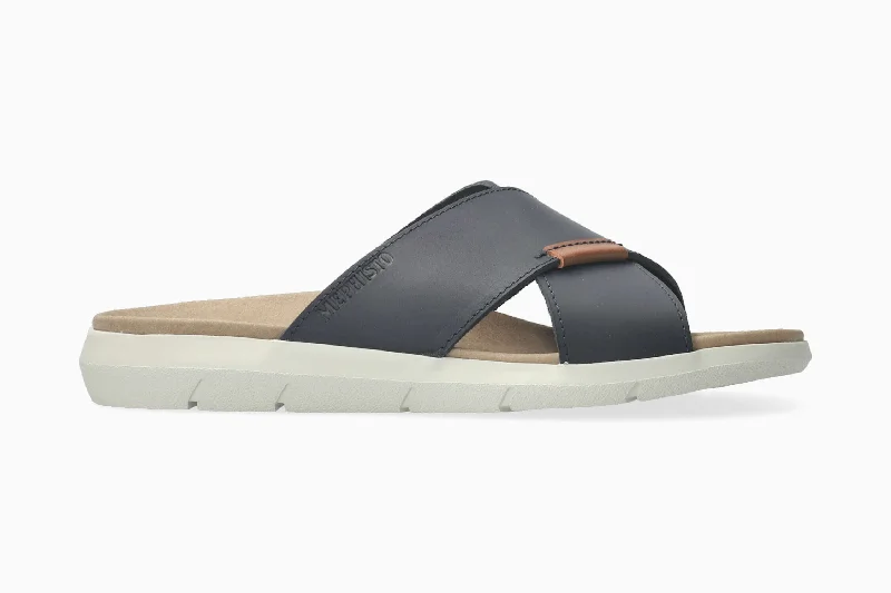 Men's sandals with a rubber sole for traction Men's sandals with a rubber sole for traction Conrad - Navy Men's sandals with a rubber sole for traction Men's sandals with a rubber sole for traction Conrad - Navy