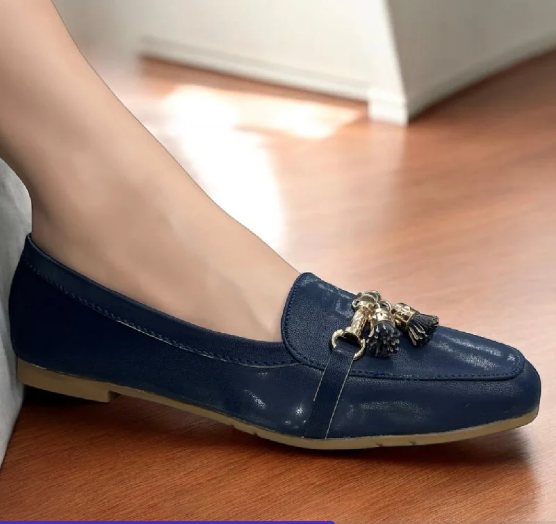 Men's slippers with a leather sole for a classic look Gold tassel pump