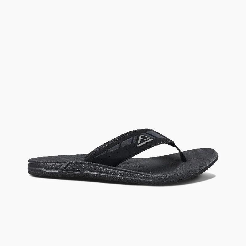 Men's sandals in a neutral color like black or brown Men's sandals in a neutral color like black or brown Phantoms Men's sandals in a neutral color like black or brown Men's sandals in a neutral color like black or brown Phantoms