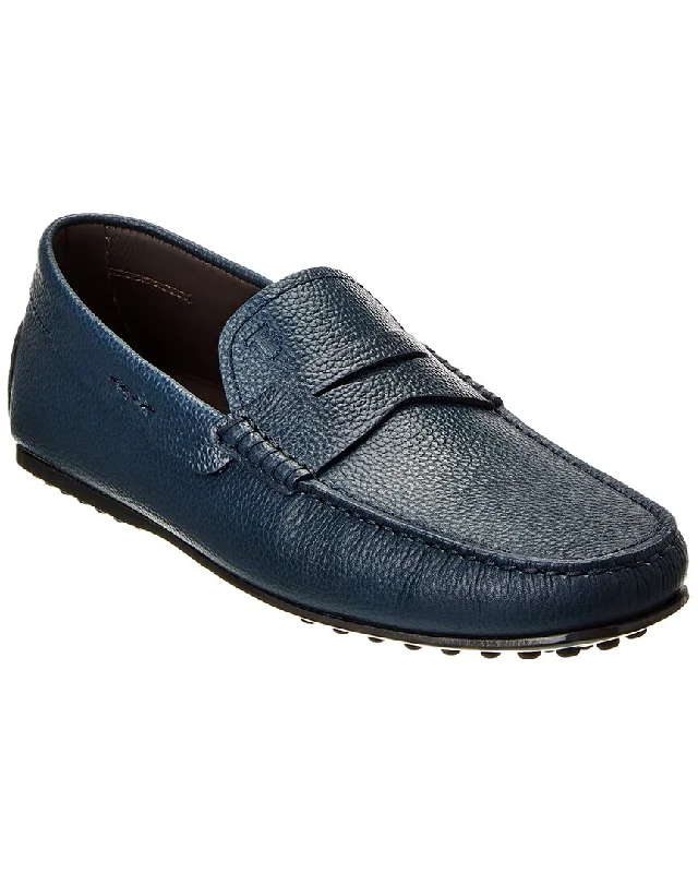 Men's loafers with a perforated leather upper for ventilation Men's loafers with a perforated leather upper for ventilation TOD’s City Gommino Leather Driver Men's loafers with a perforated leather upper for ventilation Men's loafers with a perforated leather upper for ventilation TOD’s City Gommino Leather Driver