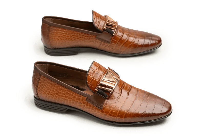 Men's loafers with a moc - toe design Men's loafers with a moc - toe design LOGO 10005 BRC Men's loafers with a moc - toe design Men's loafers with a moc - toe design LOGO 10005 BRC