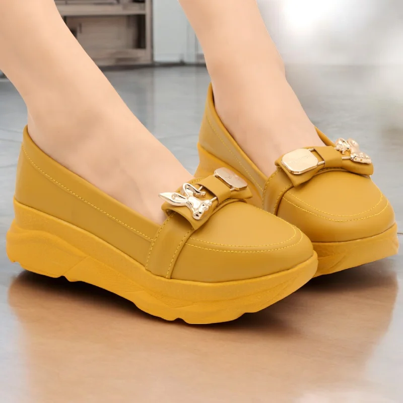 Men's slippers with a leather sole for a classic look M0430 wedge pump