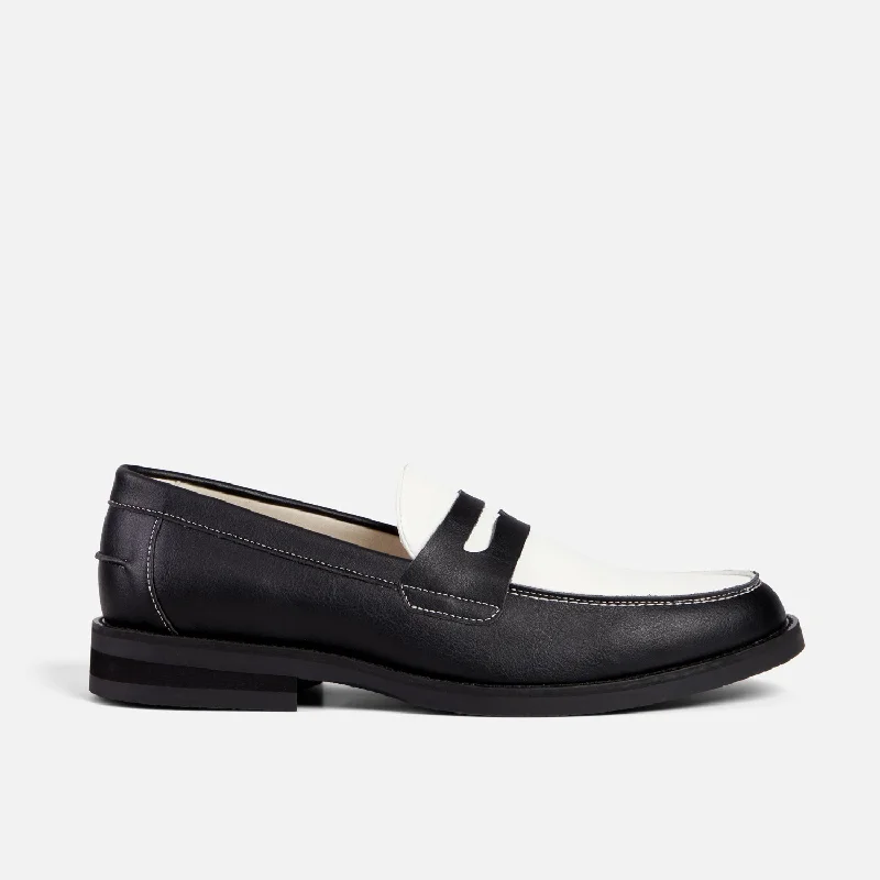Men's leather loafers with a penny slot Men's leather loafers with a penny slot Wilde Black + White Vegan Penny Loafer - Men's Men's leather loafers with a penny slot Men's leather loafers with a penny slot Wilde Black + White Vegan Penny Loafer - Men's