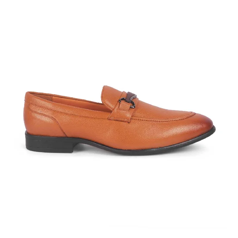 Men's loafers with a perforated leather upper for ventilation Men's loafers with a perforated leather upper for ventilation Tresmode Morko Tan Men's Leather Loafers Men's loafers with a perforated leather upper for ventilation Men's loafers with a perforated leather upper for ventilation Tresmode Morko Tan Men's Leather Loafers