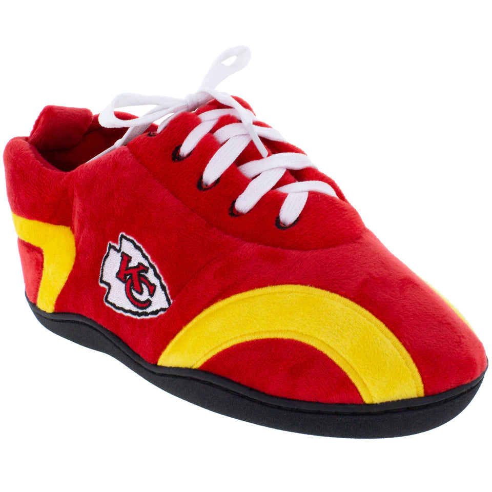 Men's slippers with a leather sole for a classic look Kansas City Chiefs All Around