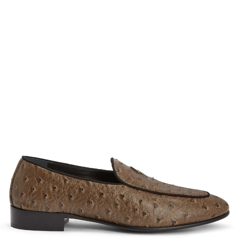 Men's loafers with a leather lining for comfort Men's loafers with a leather lining for comfort Giuseppe Zanotti Rudolph Men's loafers with a leather lining for comfort Men's loafers with a leather lining for comfort Giuseppe Zanotti Rudolph
