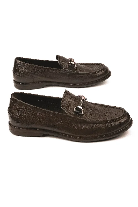 Men's loafers with a perforated leather upper for ventilation Men's loafers with a perforated leather upper for ventilation LOGO 11053 BRM Men's loafers with a perforated leather upper for ventilation Men's loafers with a perforated leather upper for ventilation LOGO 11053 BRM
