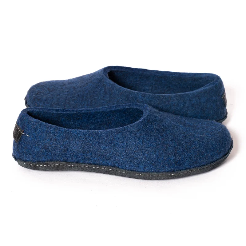 Men's slippers with a padded collar for comfort Men's Classic Wool Slippers - Dark Blue Men's slippers with a padded collar for comfort Men's Classic Wool Slippers - Dark Blue