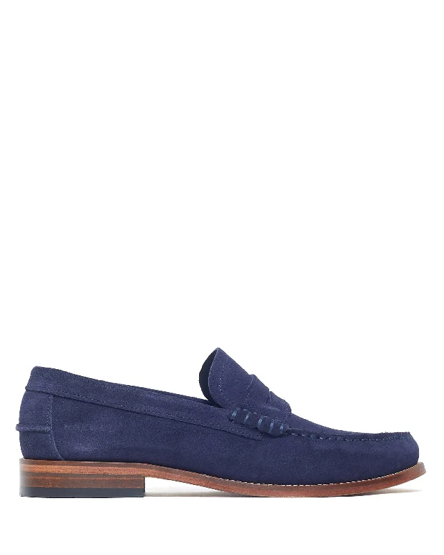 Men's loafers with a moc - toe design Men's loafers with a moc - toe design Punch Suede Navy Men's loafers with a moc - toe design Men's loafers with a moc - toe design Punch Suede Navy