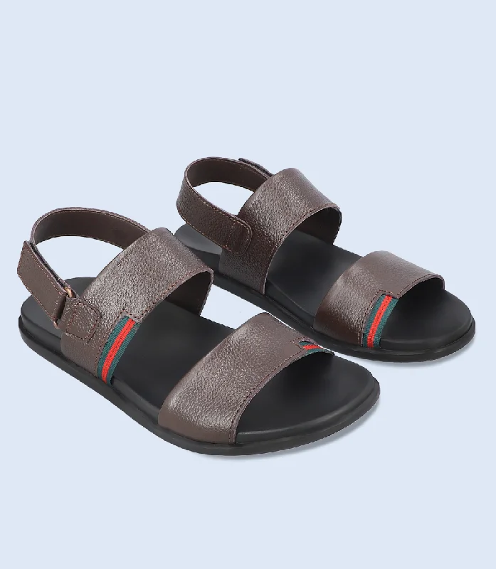 Men's sandals with a buckle closure Men's sandals with a buckle closure BM5583-BROWN-Men Casual Sandal Men's sandals with a buckle closure Men's sandals with a buckle closure BM5583-BROWN-Men Casual Sandal