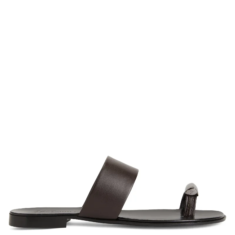 Men's loafers with a removable insole for cleaning Men's loafers with a removable insole for cleaning Giuseppe Zanotti Norbert Men's loafers with a removable insole for cleaning Men's loafers with a removable insole for cleaning Giuseppe Zanotti Norbert