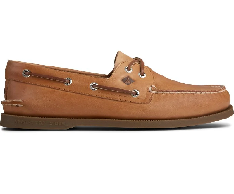 Men's casual shoes with a logo patch on the tongue Original 2-Eye Boat Shoe - Sahara Men's casual shoes with a logo patch on the tongue Original 2-Eye Boat Shoe - Sahara