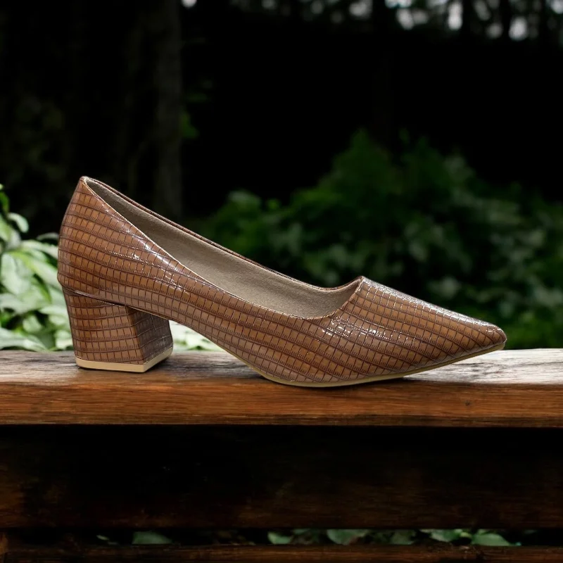 Men's slippers with a rubber sole for outdoor use Brown block heel