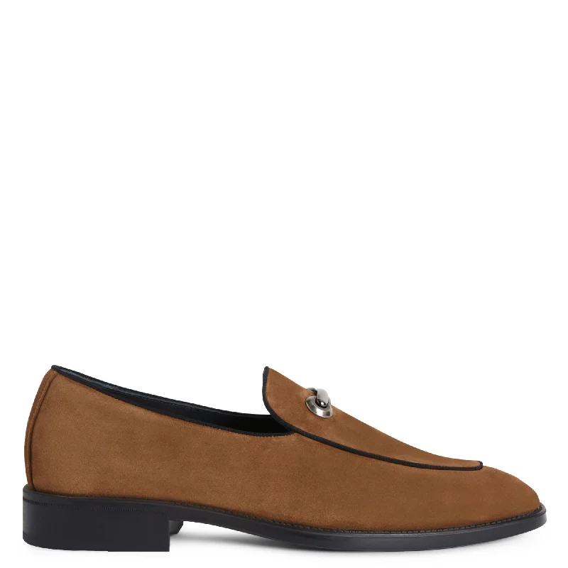 Men's loafers with a tassel front for a classic look Men's loafers with a tassel front for a classic look Giuseppe Zanotti Archibald