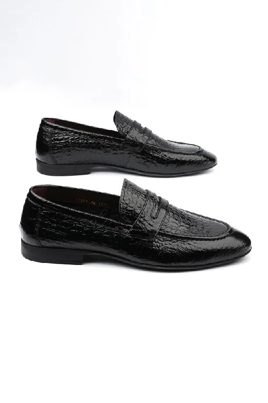 Men's loafers with a pointed toe for a stylish appearance Men's loafers with a pointed toe for a stylish appearance LOGO 11079 BKC Men's loafers with a pointed toe for a stylish appearance Men's loafers with a pointed toe for a stylish appearance LOGO 11079 BKC