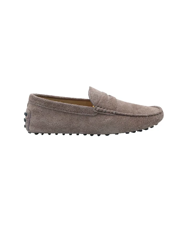Men's loafers with a moc - toe design Men's loafers with a moc - toe design Tod's Gommino Loafers in Beige Suede Men's loafers with a moc - toe design Men's loafers with a moc - toe design Tod's Gommino Loafers in Beige Suede