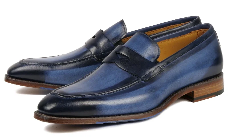 Men's loafers with a tassel front for a classic look Men's loafers with a tassel front for a classic look Hampton Penny Loafer Blue Men's loafers with a tassel front for a classic look Men's loafers with a tassel front for a classic look Hampton Penny Loafer Blue