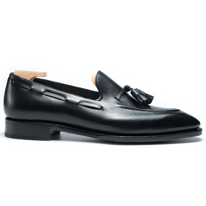 Men's loafers with a tassel front for a classic look Men's loafers with a tassel front for a classic look 286 Artista Unlined Men's loafers with a tassel front for a classic look Men's loafers with a tassel front for a classic look 286 Artista Unlined
