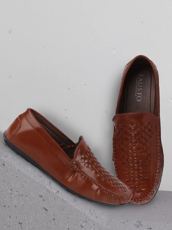 Men's casual shoes with a logo patch on the tongue Men Brown Casual Slip-On Loafers Men's casual shoes with a logo patch on the tongue Men Brown Casual Slip-On Loafers