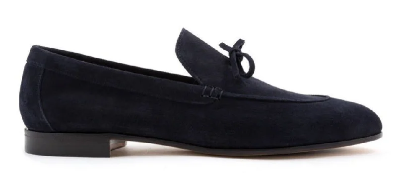 Men's loafers with a pointed toe for a stylish appearance Men's loafers with a pointed toe for a stylish appearance UNLINED LOAFER SUEDE LEATHER HAND WELTED BLAKE STITCHES Men's loafers with a pointed toe for a stylish appearance Men's loafers with a pointed toe for a stylish appearance UNLINED LOAFER SUEDE LEATHER HAND WELTED BLAKE STITCHES