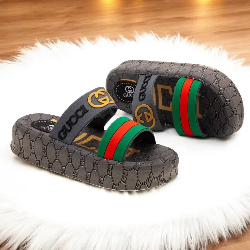 Men's slippers with a leather sole for a classic look 2 strap Gelatina
