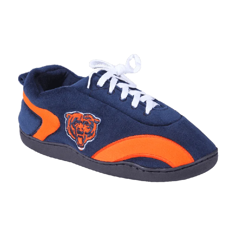 Men's slippers with a stretchy side panel for a better fit Chicago Bears All Around