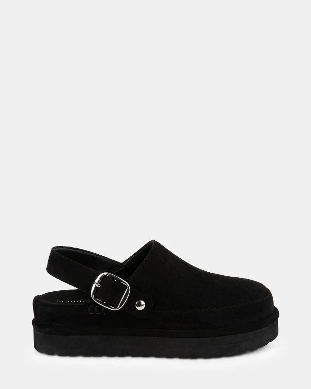 Men's loafers with a perforated leather upper for ventilation Men's loafers with a perforated leather upper for ventilation GRAHAMM BLACK FABRIC Men's loafers with a perforated leather upper for ventilation Men's loafers with a perforated leather upper for ventilation GRAHAMM BLACK FABRIC