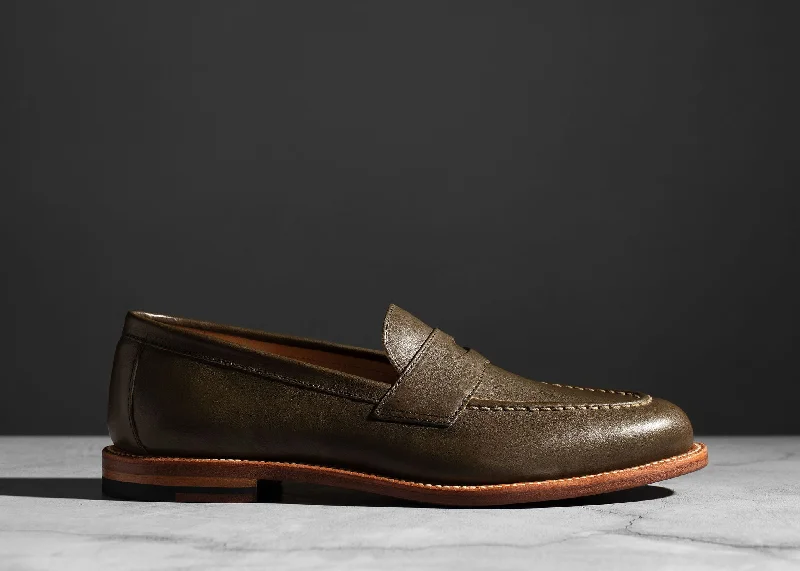 Men's loafers with a low - heeled design Men's loafers with a low - heeled design Traveler Penny Jungle Kangaroo Men's loafers with a low - heeled design Men's loafers with a low - heeled design Traveler Penny Jungle Kangaroo