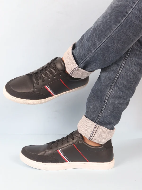 Men's casual shoes with a geometric pattern Men Black Striped Lace Up Perforation Low Ankle Sneaker Shoes|Memory Cushion|Classic Shoe|Low Top Men's casual shoes with a geometric pattern Men Black Striped Lace Up Perforation Low Ankle Sneaker Shoes|Memory Cushion|Classic Shoe|Low Top