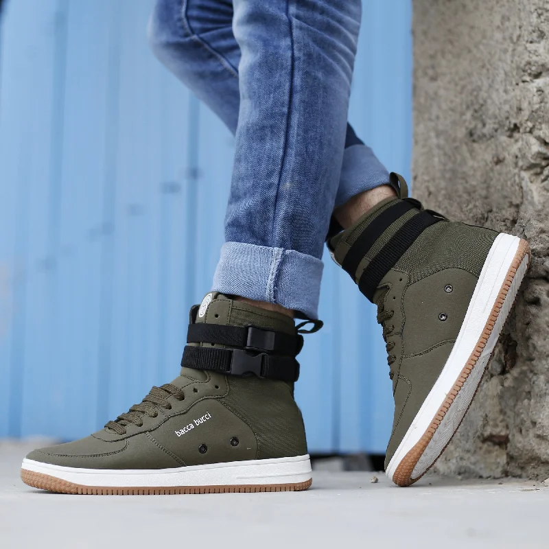 Men's casual shoes with a soft insole for cushioning Bacca Bucci Hustle