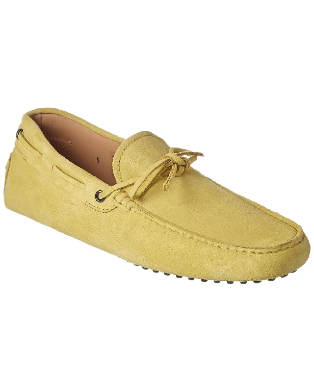 Men's loafers with a perforated leather upper for ventilation Men's loafers with a perforated leather upper for ventilation TOD’s Gommino Suede Driving Shoe Men's loafers with a perforated leather upper for ventilation Men's loafers with a perforated leather upper for ventilation TOD’s Gommino Suede Driving Shoe