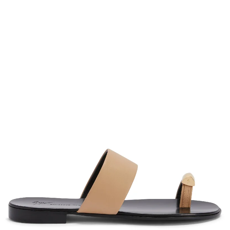 Men's loafers with a smooth leather finish Men's loafers with a smooth leather finish Giuseppe Zanotti Norbert Men's loafers with a smooth leather finish Men's loafers with a smooth leather finish Giuseppe Zanotti Norbert